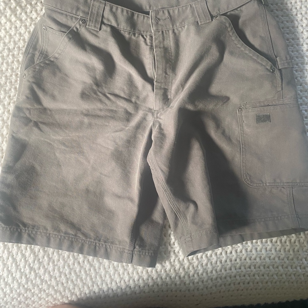 Men’s size 40 Duluth Trading Co shorts